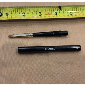 Chanel No 15 Retractable Lip Brush Black Gold Professional Makeup Tool Luxury